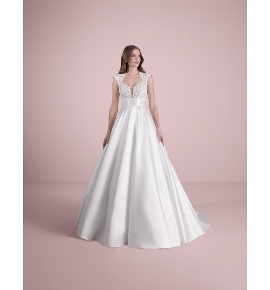 NICOLE COLET ABITO CORINTIA